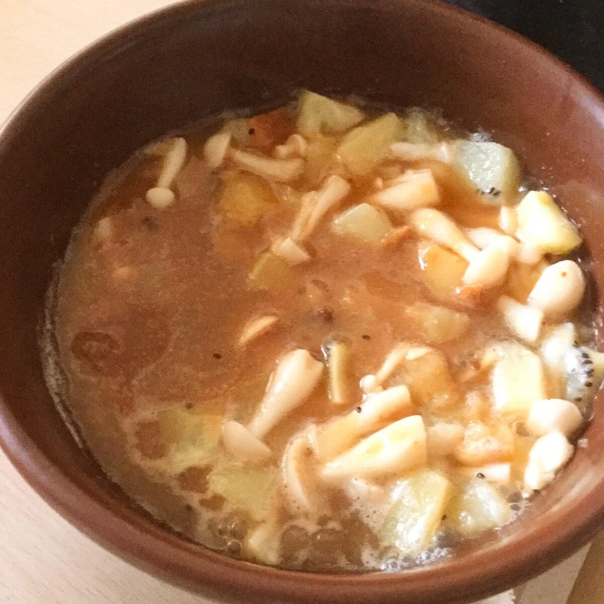 ゴールドキウイとしめじのお味噌汁 レシピ 作り方 By グルメ小鳥 楽天レシピ ゴールドキウイとしめじのお味噌汁 レシピ 作り方 By グルメ小鳥 楽天レシピ